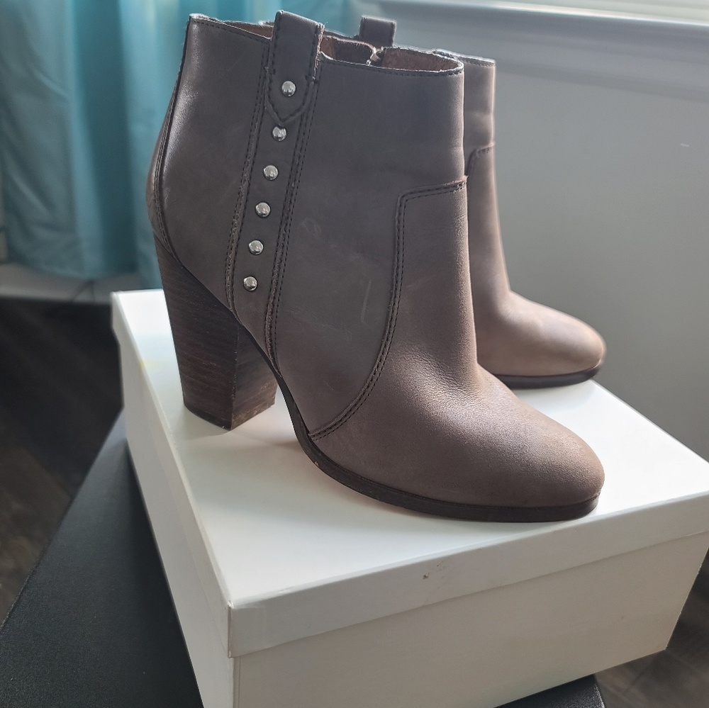 Coach Haven Waxy Burnish Calf ankle boots
